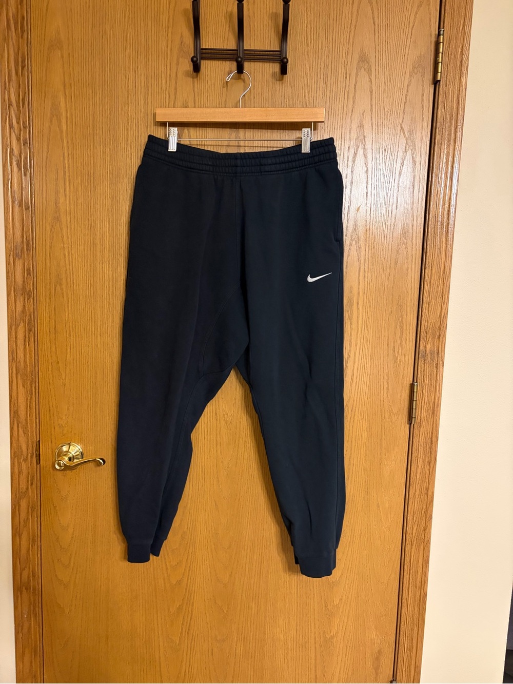 nike joggers